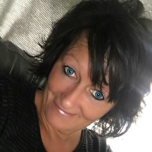 Meet your Posher, Jama